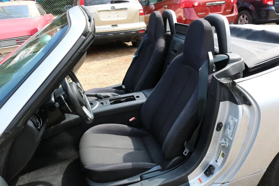 2007 Mazda NC MX-5 Miata - Image 14 of 15