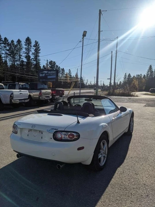 2007 Mazda NC MX-5 Miata - Image 4 of 13