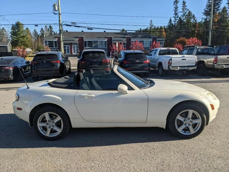 2007 Mazda NC MX-5 Miata - Image 5 of 13