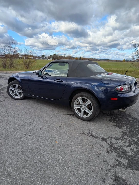 2007 Mazda NC MX-5 Miata - Image 4 of 13