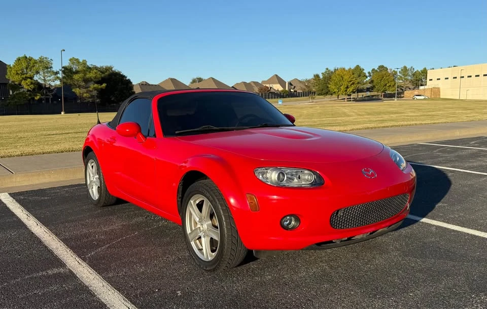 2007 Mazda NC MX-5 Miata - Image 2 of 17