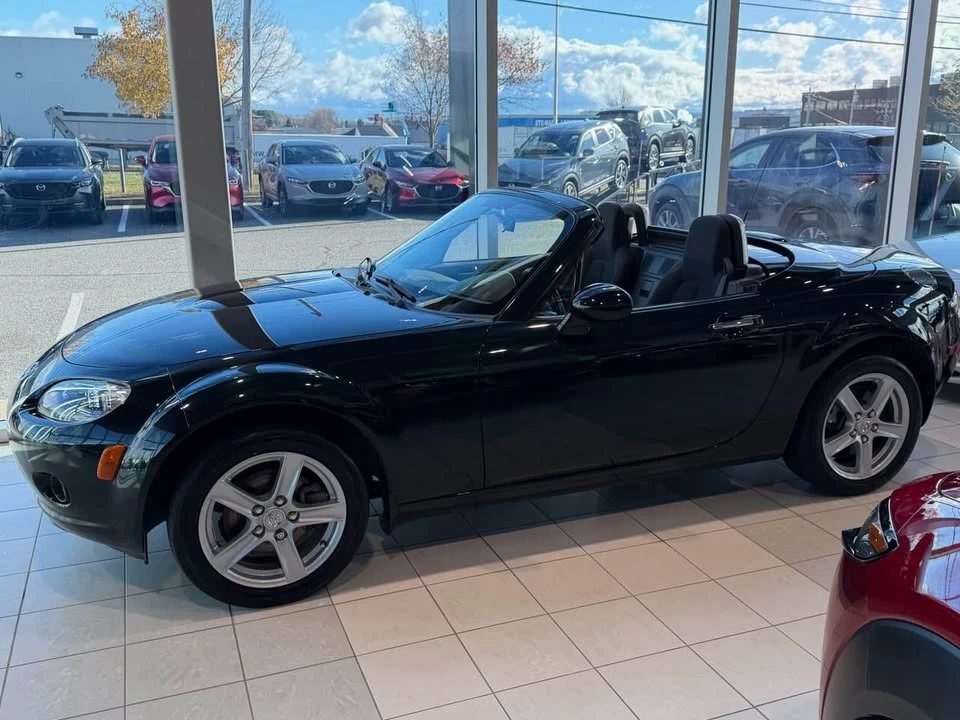 2007 Mazda NC MX-5 Miata - Image 3 of 17
