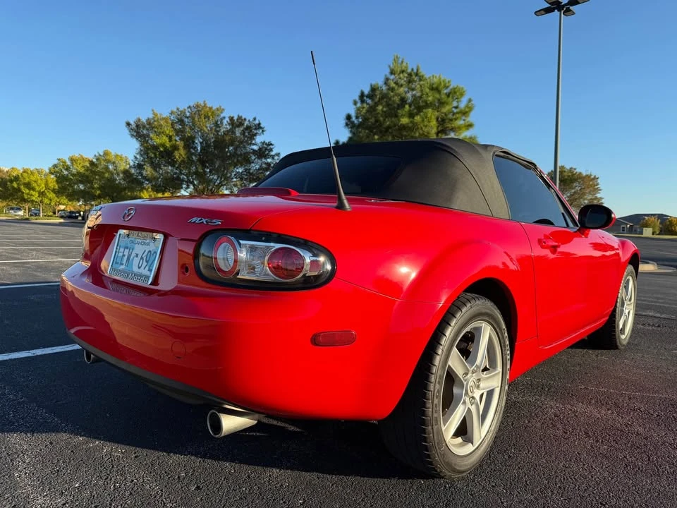 2007 Mazda NC MX-5 Miata - Image 3 of 17