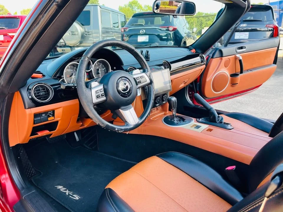 2007 Mazda NC MX-5 Miata - Image 13 of 20