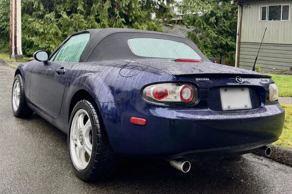 2007 Mazda NC MX-5 Miata - Image 4 of 10