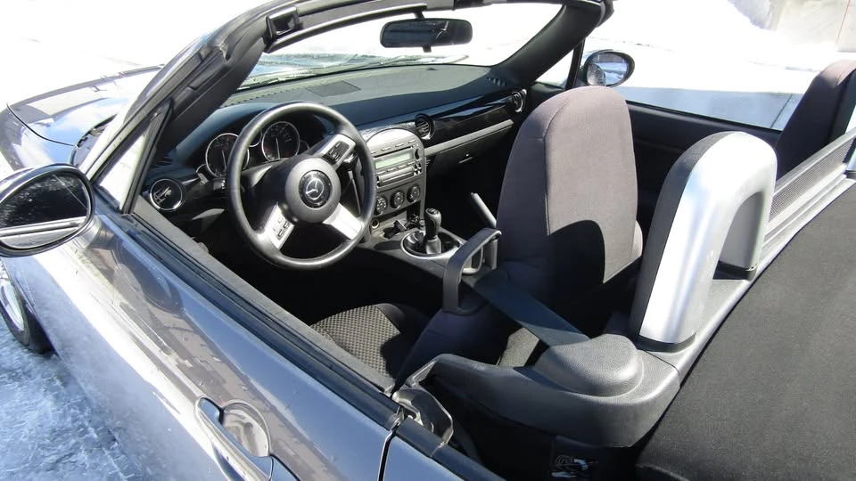 2007 Mazda NC MX-5 Miata - Image 9 of 10