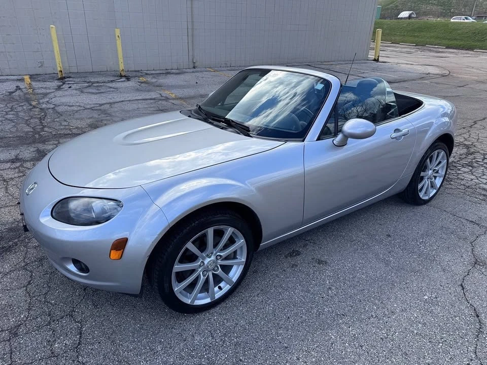 2007 Mazda NC MX-5 Miata - Image 10 of 20