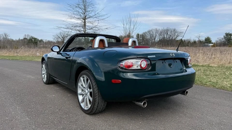 2007 Mazda NC MX-5 Miata - Image 18 of 20
