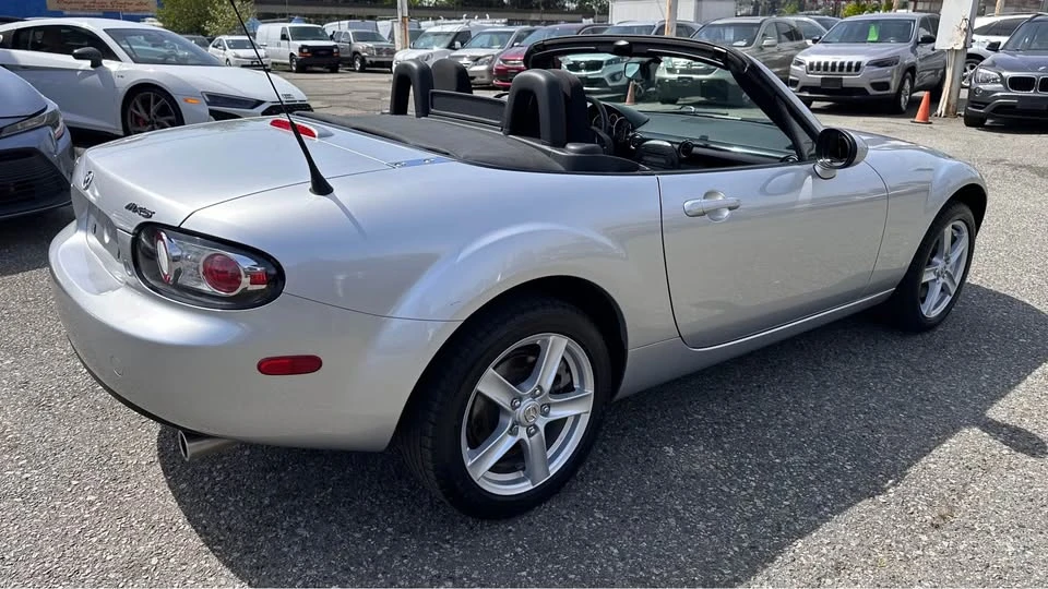 2007 Mazda NC MX-5 Miata - Image 15 of 20
