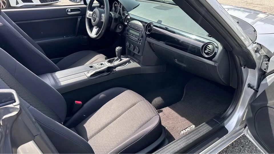 2007 Mazda NC MX-5 Miata - Image 12 of 20