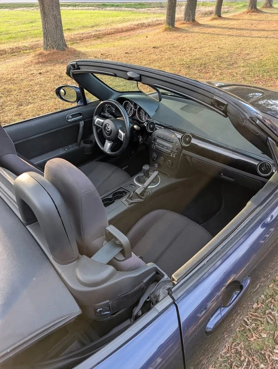 2007 Mazda NC MX-5 Miata - Image 5 of 6