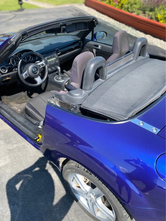 2007 Mazda NC MX-5 Miata - Image 4 of 9