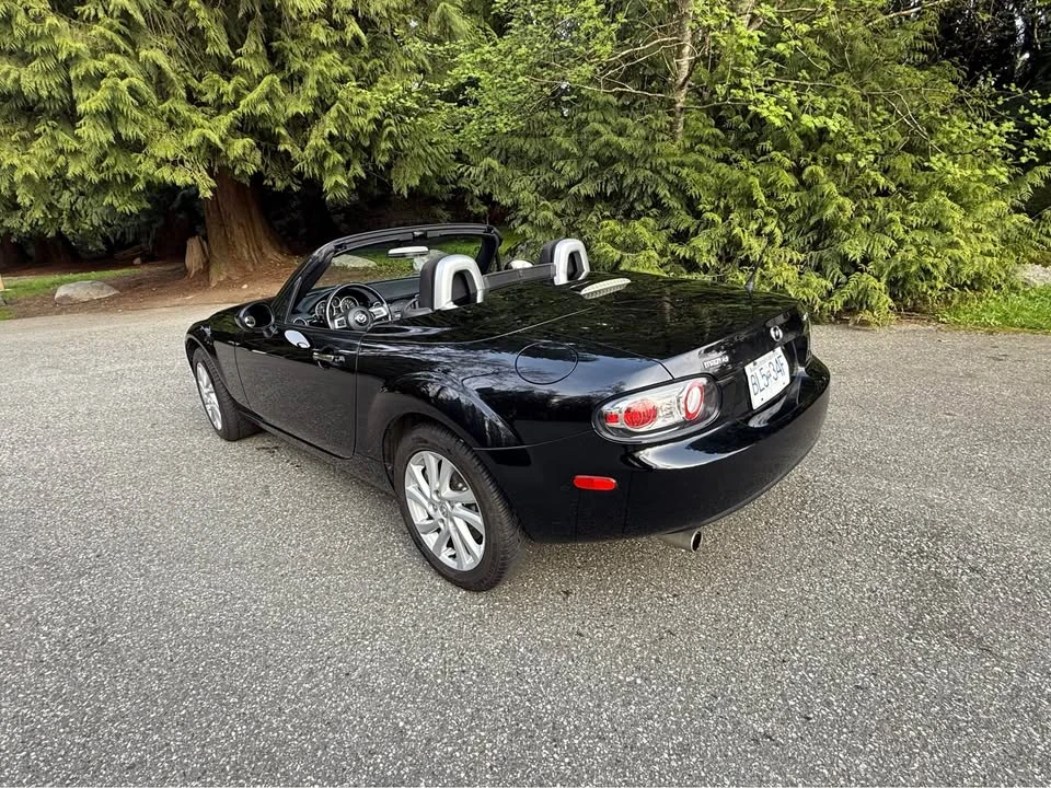 2007 Mazda NC MX-5 Miata - Image 6 of 10