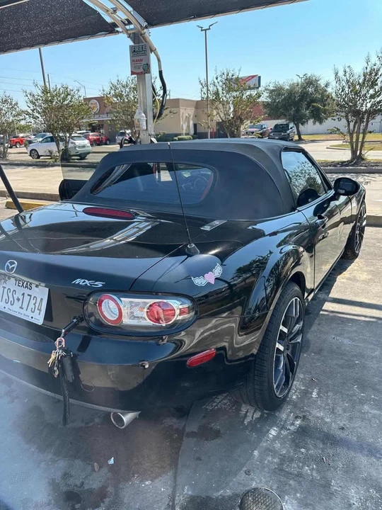2007 Mazda NC MX-5 Miata - Image 3 of 4