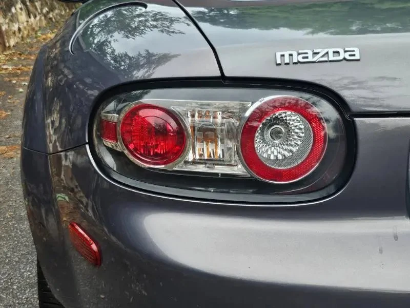 2007 Mazda NC MX-5 Miata - Image 10 of 19