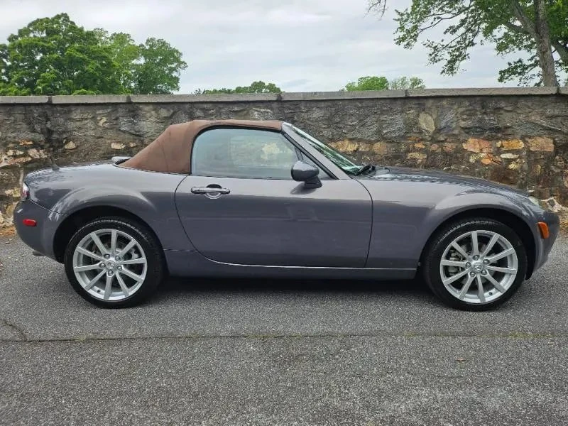 2007 Mazda NC MX-5 Miata - Image 4 of 19
