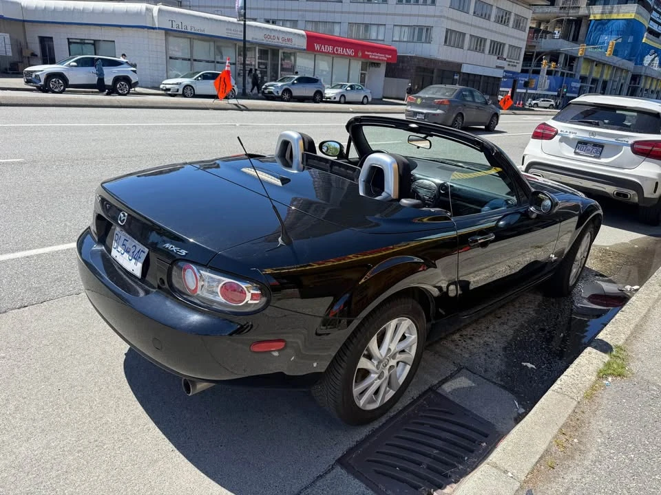 2007 Mazda NC MX-5 Miata - Image 4 of 17