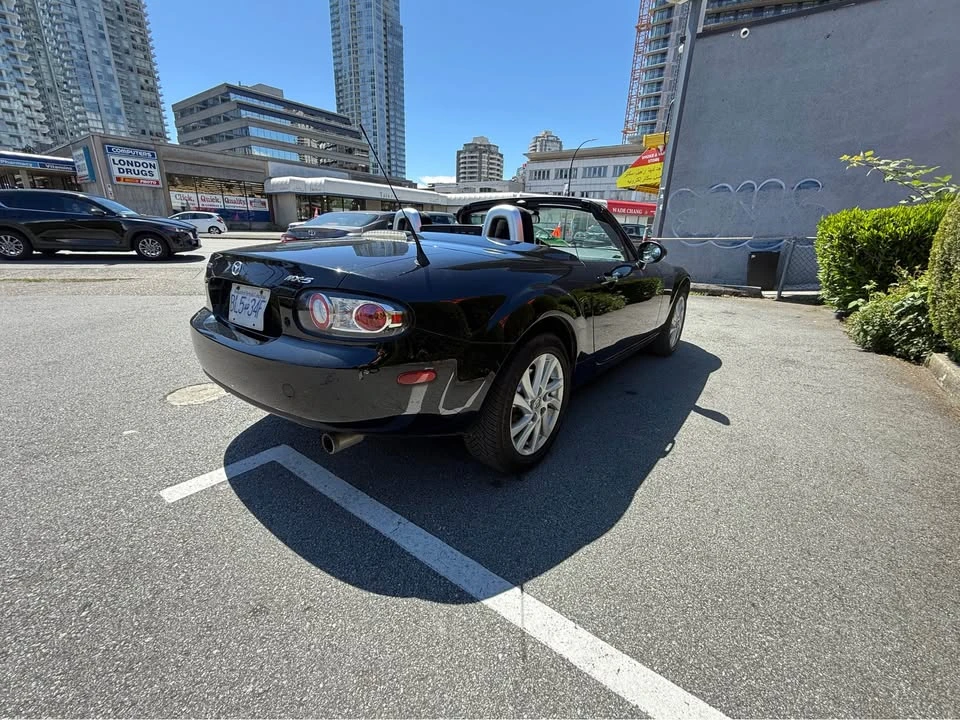 2007 Mazda NC MX-5 Miata - Image 7 of 17