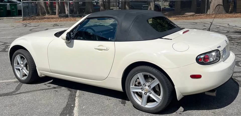 2007 Mazda NC MX-5 Miata - Image 4 of 16