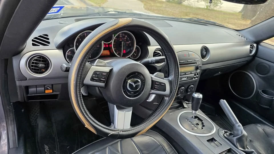 2007 Mazda NC MX-5 Miata - Image 8 of 12