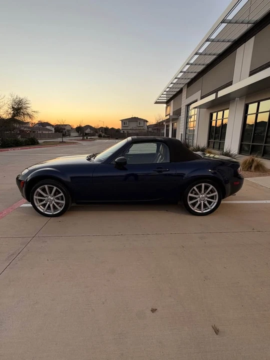 2007 Mazda NC MX-5 Miata - Image 2 of 11