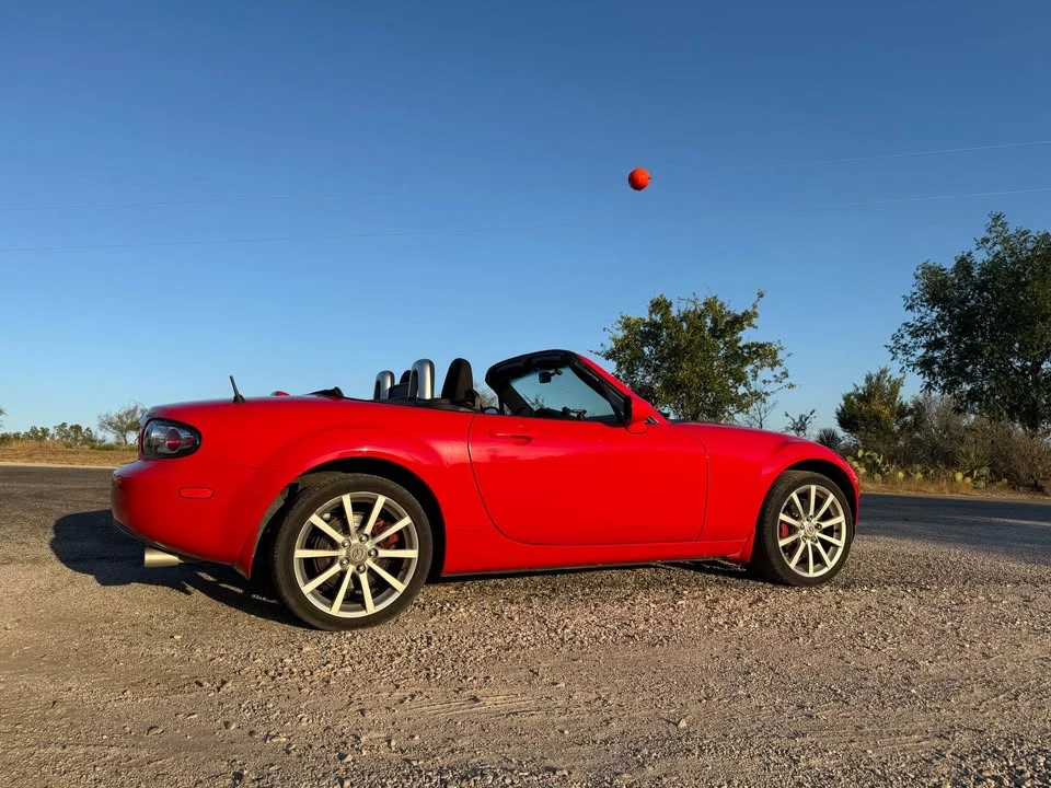 2007 Mazda NC MX-5 Miata - Image 2 of 20
