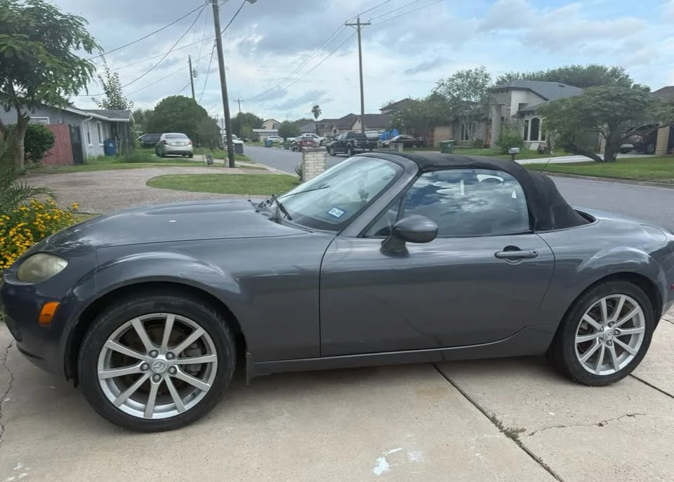 2007 Mazda NC MX-5 Miata - Image 2 of 2