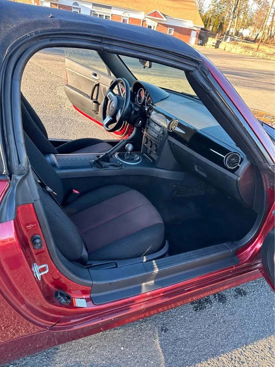 2007 Mazda NC MX-5 Miata - Image 13 of 19