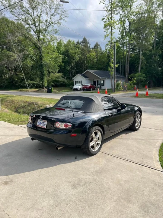 2007 Mazda NC MX-5 Miata - Image 6 of 8