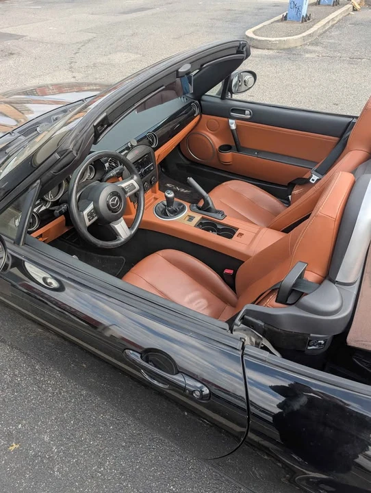 2007 Mazda NC MX-5 Miata - Image 5 of 19