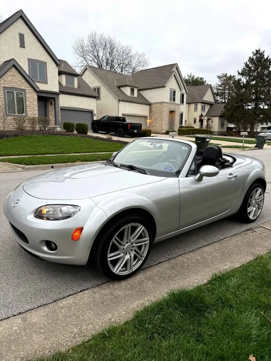 2007 Mazda NC MX-5 Miata - Image 2 of 17