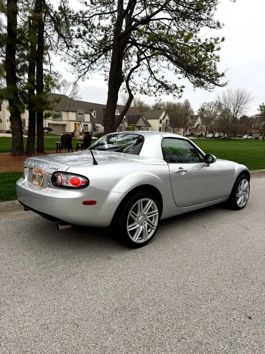 2007 Mazda NC MX-5 Miata - Image 9 of 17