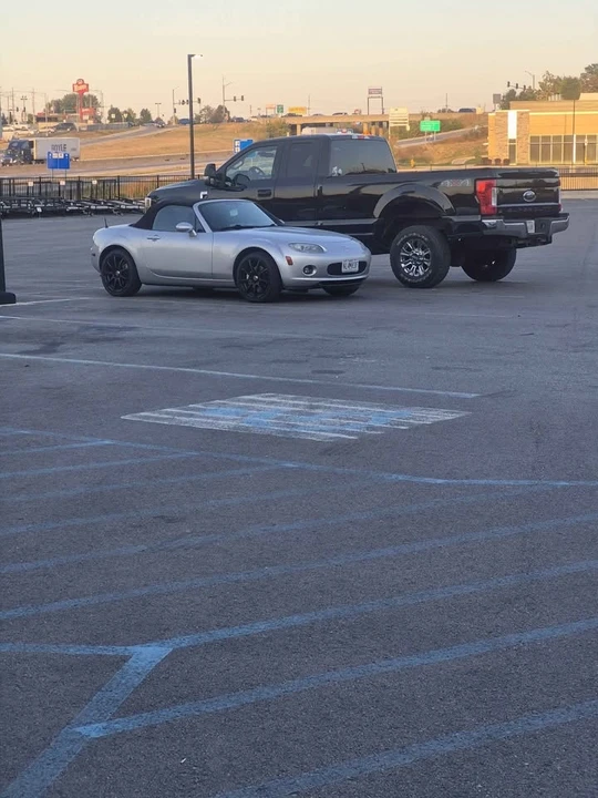 2007 Mazda NC MX-5 Miata - Image 15 of 16