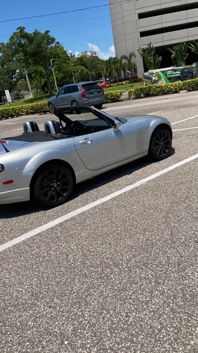 2007 Mazda NC MX-5 Miata - Image 4 of 7