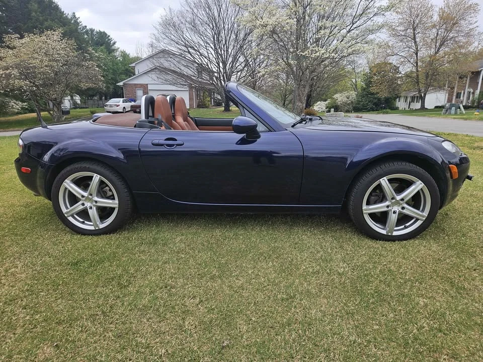 2007 Mazda NC MX-5 Miata - Image 5 of 15