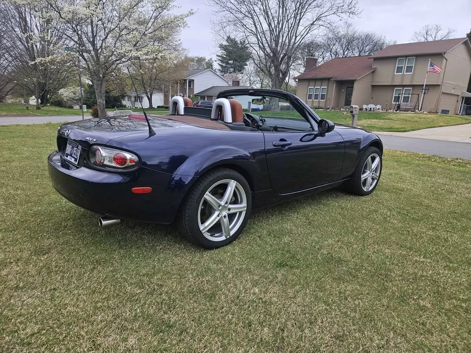 2007 Mazda NC MX-5 Miata - Image 6 of 15