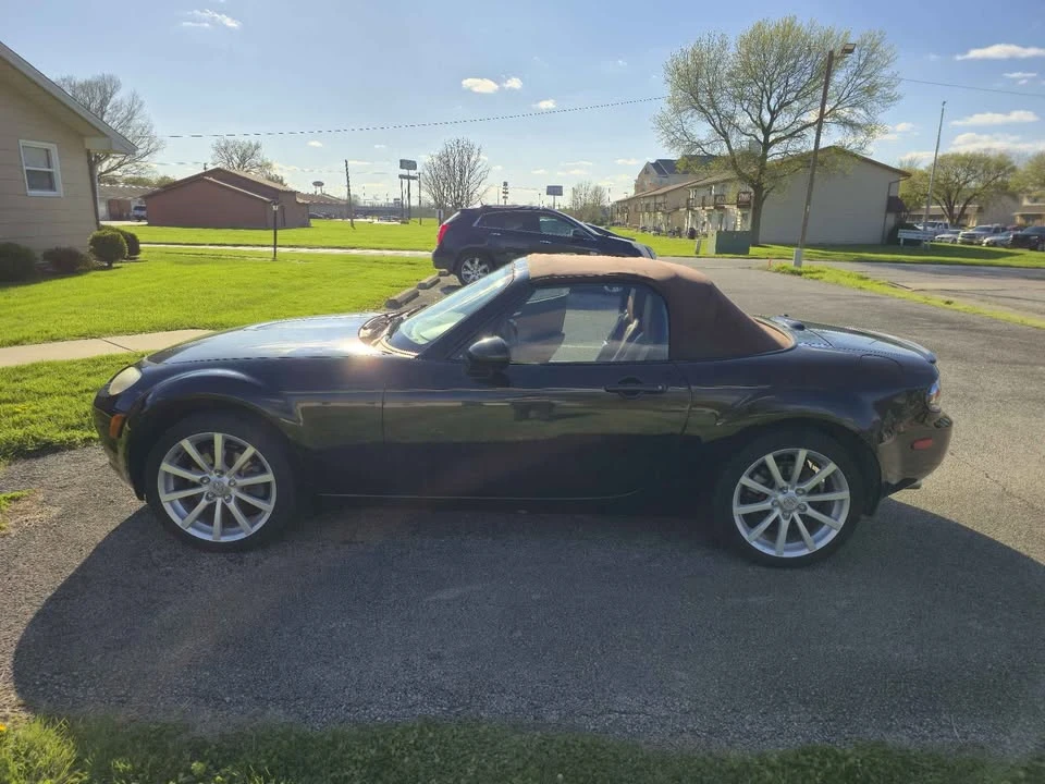 2007 Mazda NC MX-5 Miata - Image 3 of 20