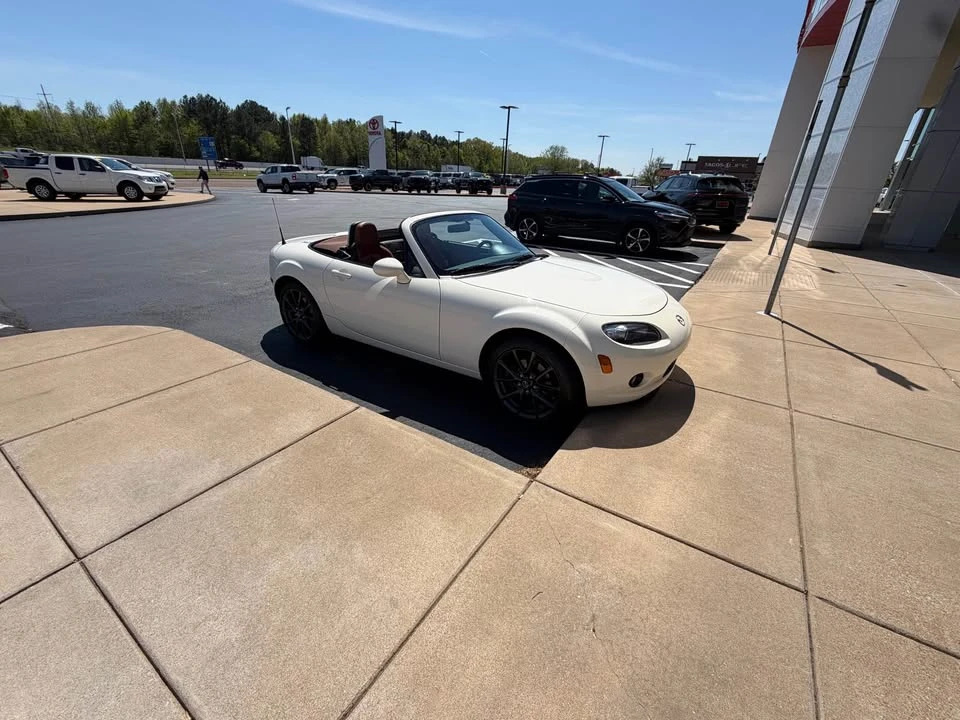 2007 Mazda NC MX-5 Miata - Image 4 of 17