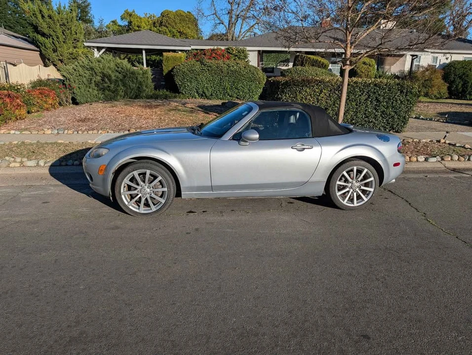 2007 Mazda NC MX-5 Miata - Image 7 of 11