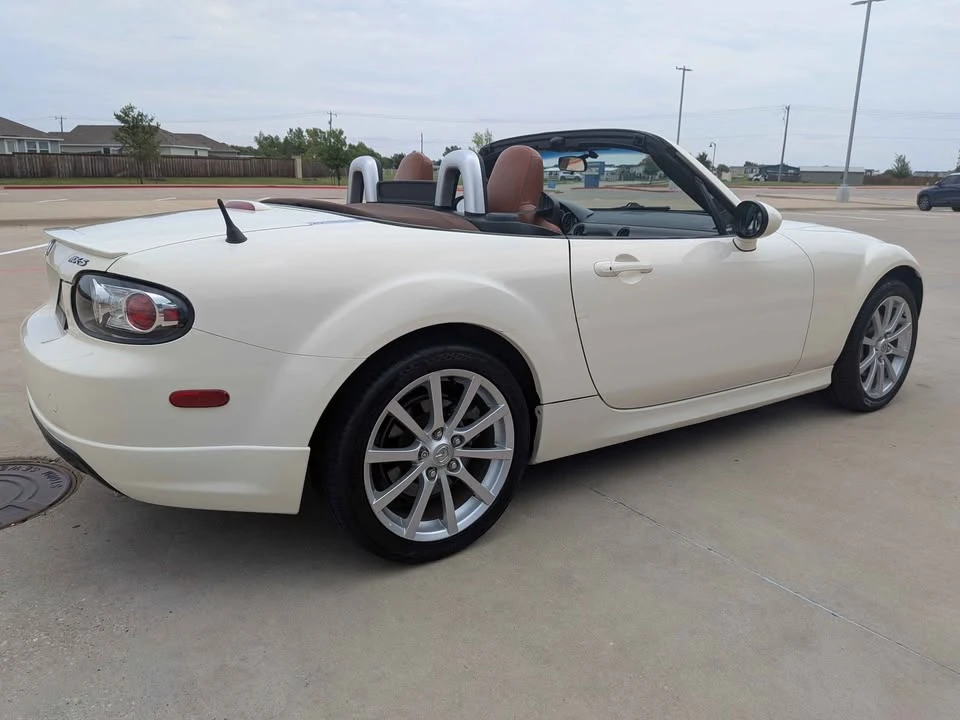 2007 Mazda NC MX-5 Miata - Image 2 of 20