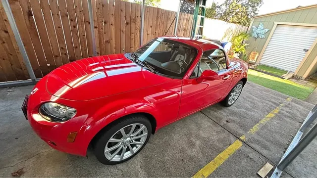 2007 Mazda MX-5 Miata Grand Touring Hard Top Convertible