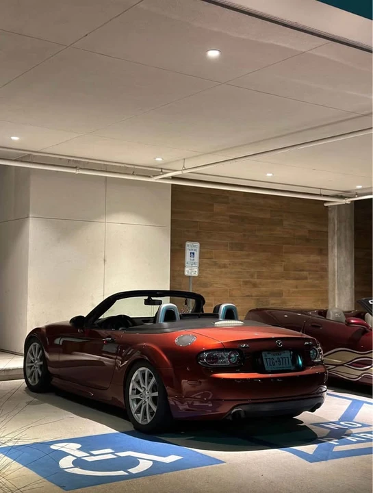 2007 Mazda NC MX-5 Miata - Image 2 of 3
