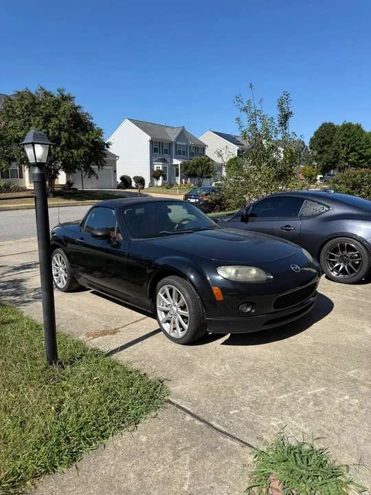 2007 Mazda NC MX-5 Miata - Image 5 of 11