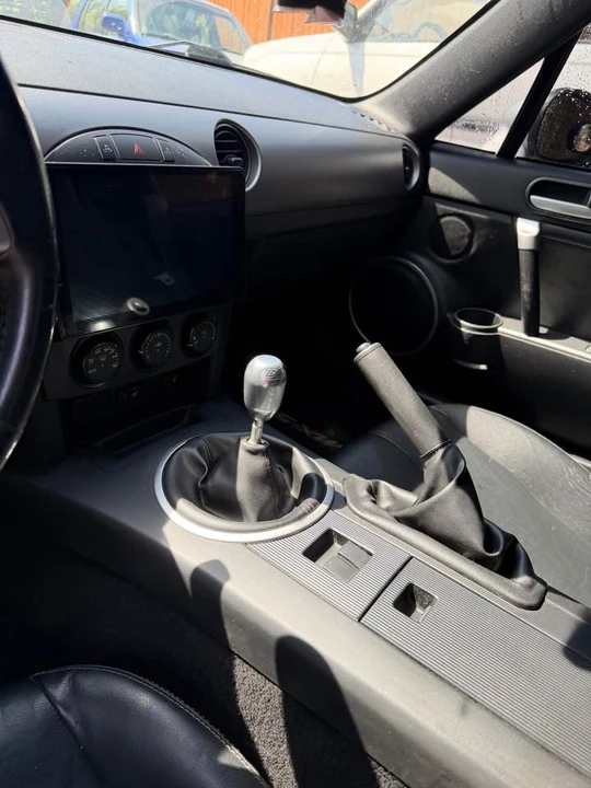 2007 Mazda NC MX-5 Miata - Image 3 of 17