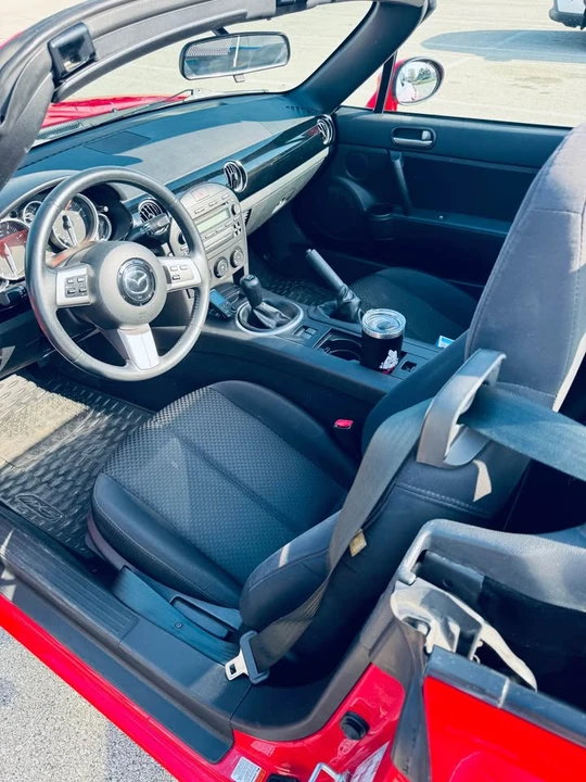 2007 Mazda NC MX-5 Miata - Image 9 of 11