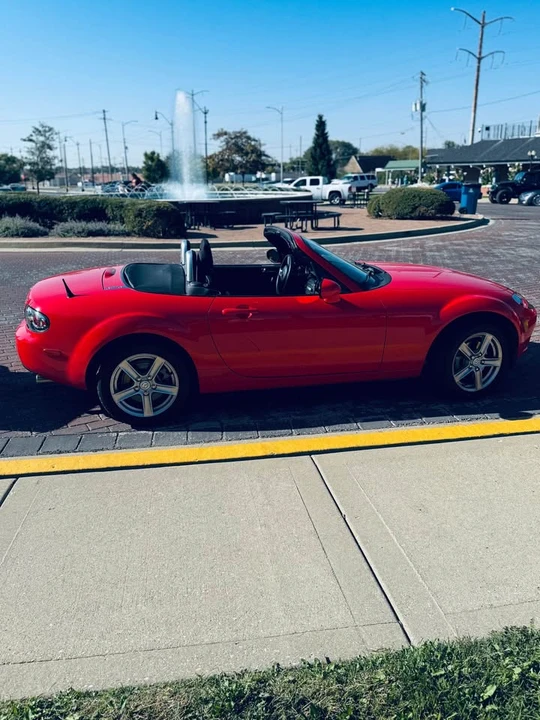 2007 Mazda NC MX-5 Miata - Image 7 of 11