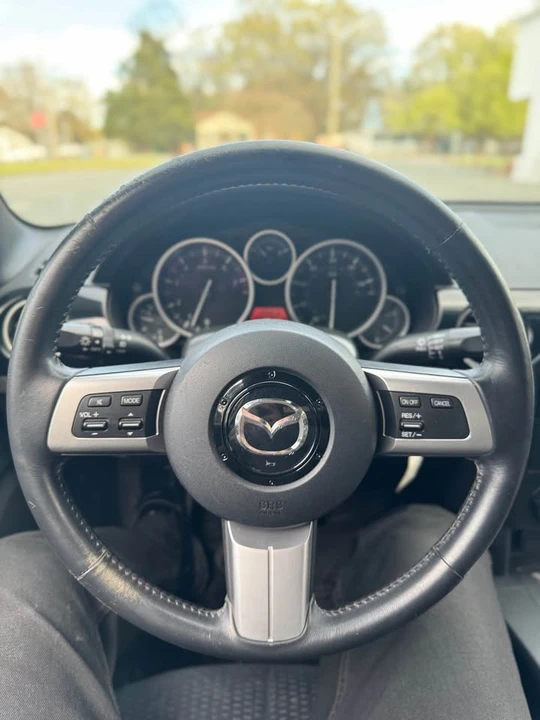 2007 Mazda NC MX-5 Miata - Image 10 of 17