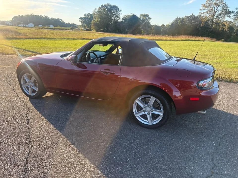 2007 Mazda NC MX-5 Miata - Image 4 of 19