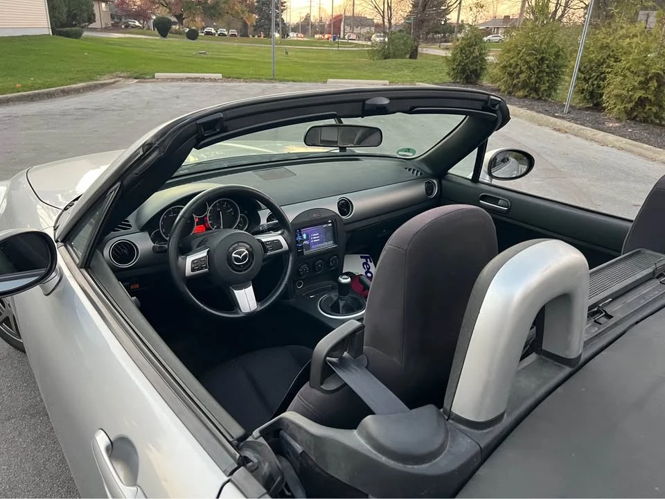 2007 Mazda NC MX-5 Miata - Image 9 of 11