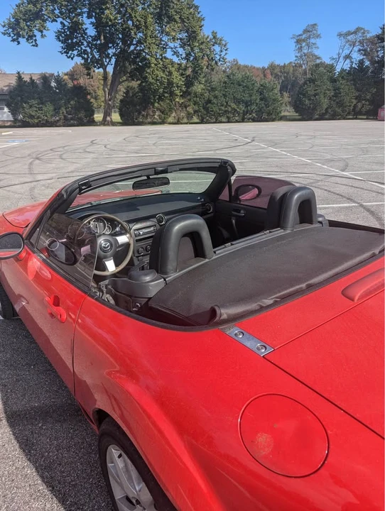 2007 Mazda NC MX-5 Miata - Image 5 of 6